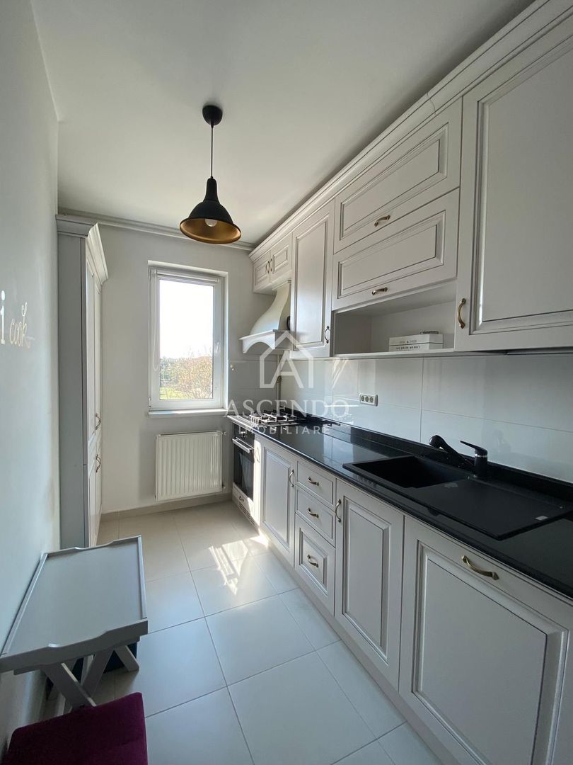 Apartament 3 camere, 2 bai premium mobilat lux , cu parcare inclusă - Poză 9