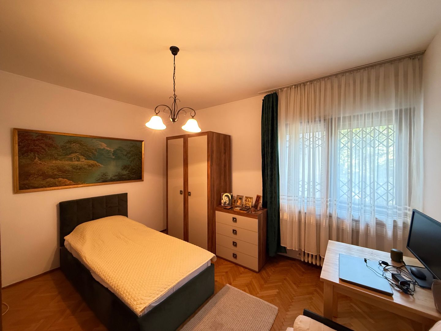 De vanzare 4 camere, curte exclusivă 250 mp, Str. Uruguay - Bucuresti - Poză 8