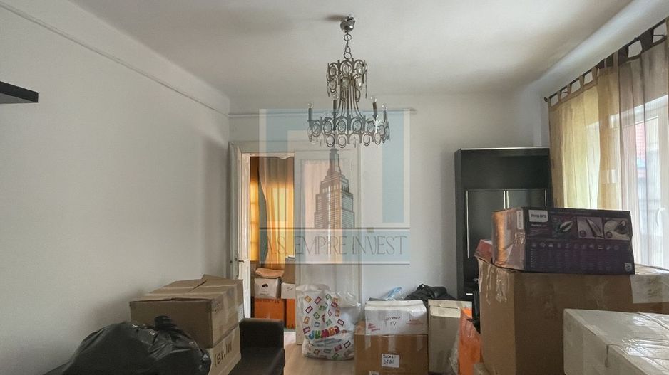 Casa de vanzare- zona Schei - Poză 9