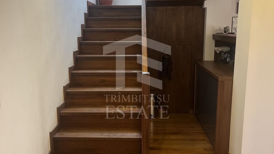 ANDRONACHE | Vila 4 Camere | Garaj  | Curte Verde | Ciubar & BBQ - Poză 10