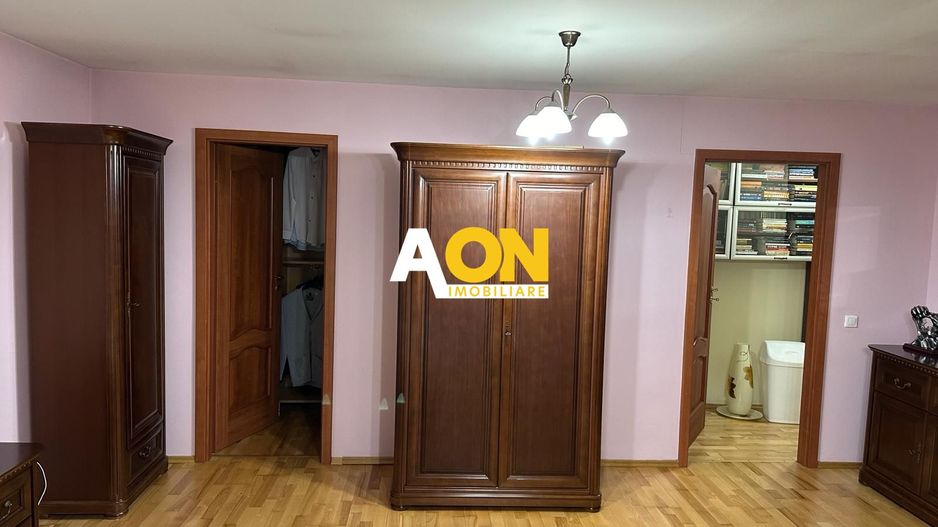 Apartament 3 Camere Zona Cetate, cu Scara Interioara - Poză 11