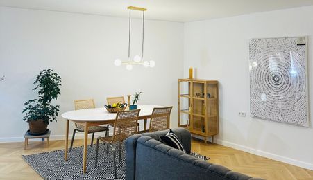 Casă parter, luminoasă, – vizavi de Spitalul Județean-387.000 EURO neg