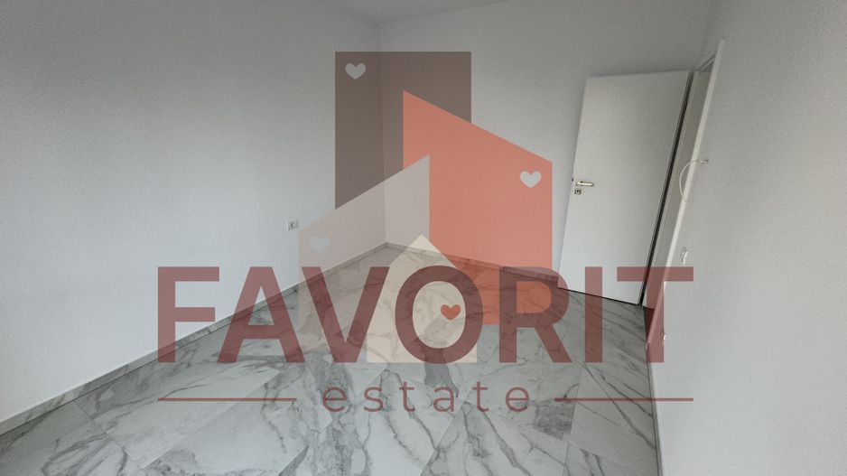 Decomandat. Gradina Proprie. 2 bai. Disponibil imediat. - Poză 10