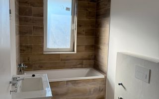 Bloc Nou. Gradina proprie de 103 mp si 2 locuri de parcare inscrise in CF. - Poză 10