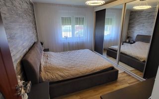 Ag EUROPA vinde parterul unei case în zona PIATA DE VECHITURI. - Poză 6