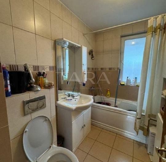 Apartament 2 camere cu 3 balcoane și parcare – Florești, zona Eroilor - Poză 12