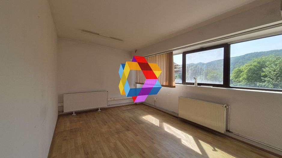 Hala de inchiriat Brașov - 912 mp #plus-imo.ro - Poză 6