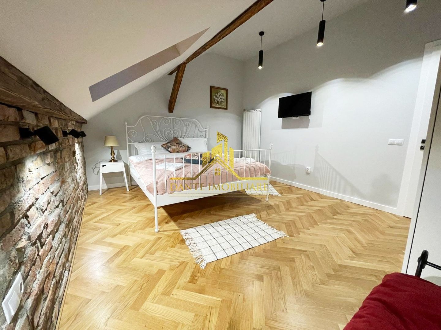 Casa, 3 dormitoare,2 bai, ultrafinisata, mobilat lux, Marasti, Paris - Poză 11