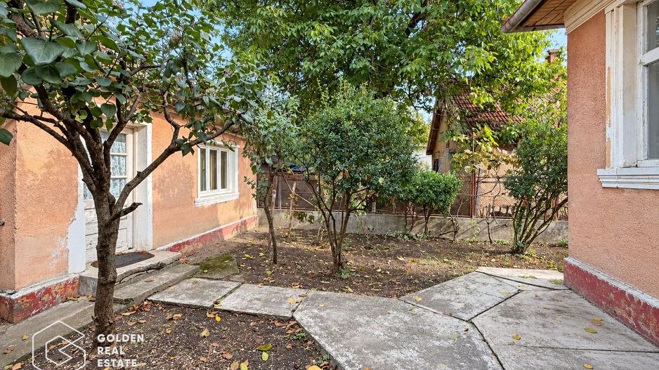 Casa 4 camere, anexe, teren 1349 mp, Galsa - Poză 3