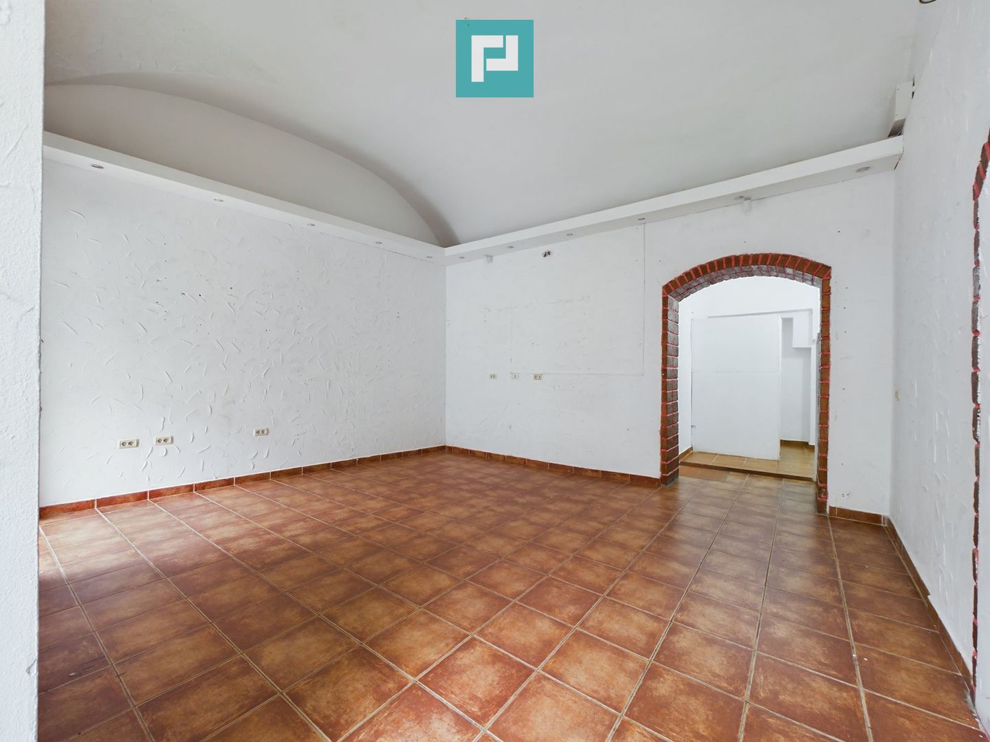 Spațiu comercial ultracentral- str. Mihai Eminescu - Poză 2