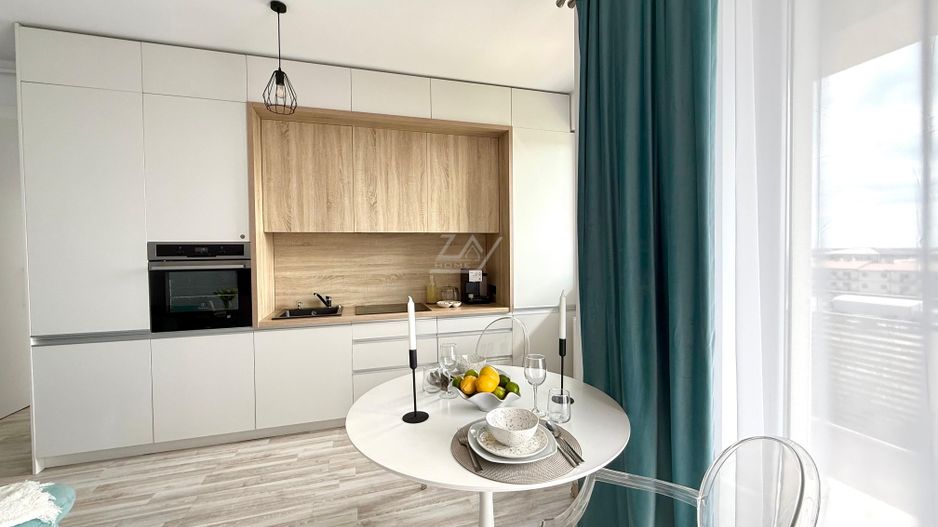 Vis a vis de Esso. Lift. Mijloc transport in fata. Loc de parcare. - Poză 5