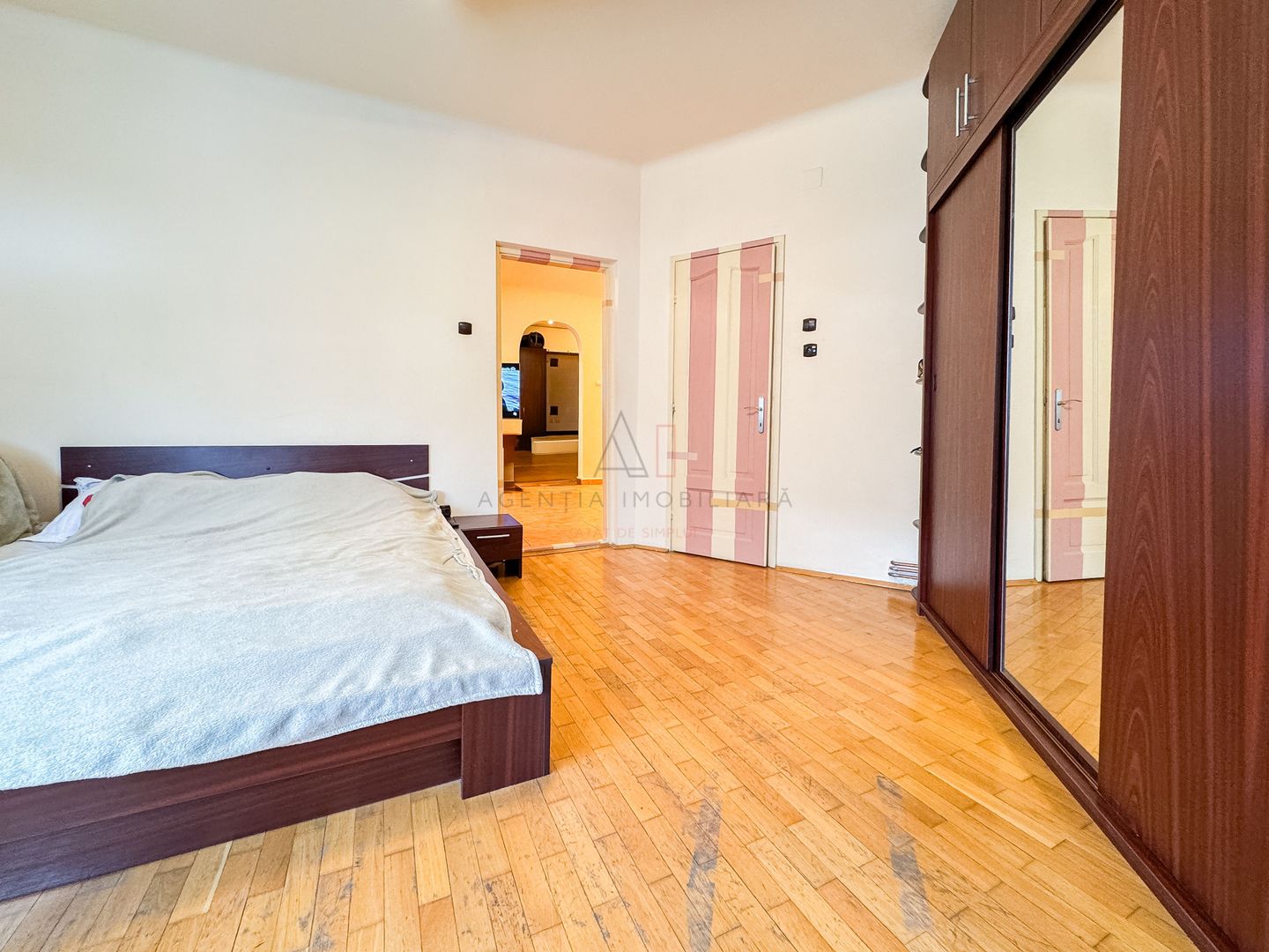 Ap 2 Camere /66 mp / 2 bai/Dacia/ Toamnei - Poză 9