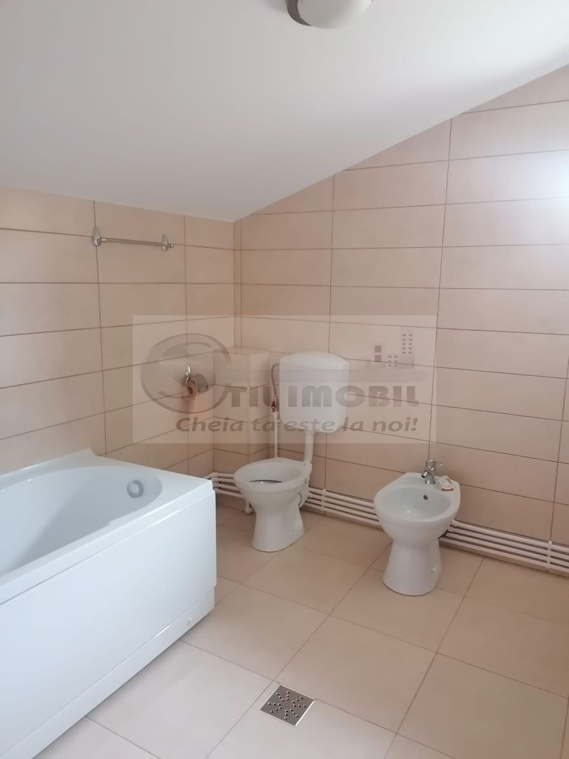 Casa /Vila de inchiriat Bucium - 850 euro - Poză 12