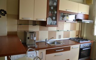 Apartament cu 2 camere decomandate, 2 balcoane, zona Aurel Vlaicu. - Poză 4
