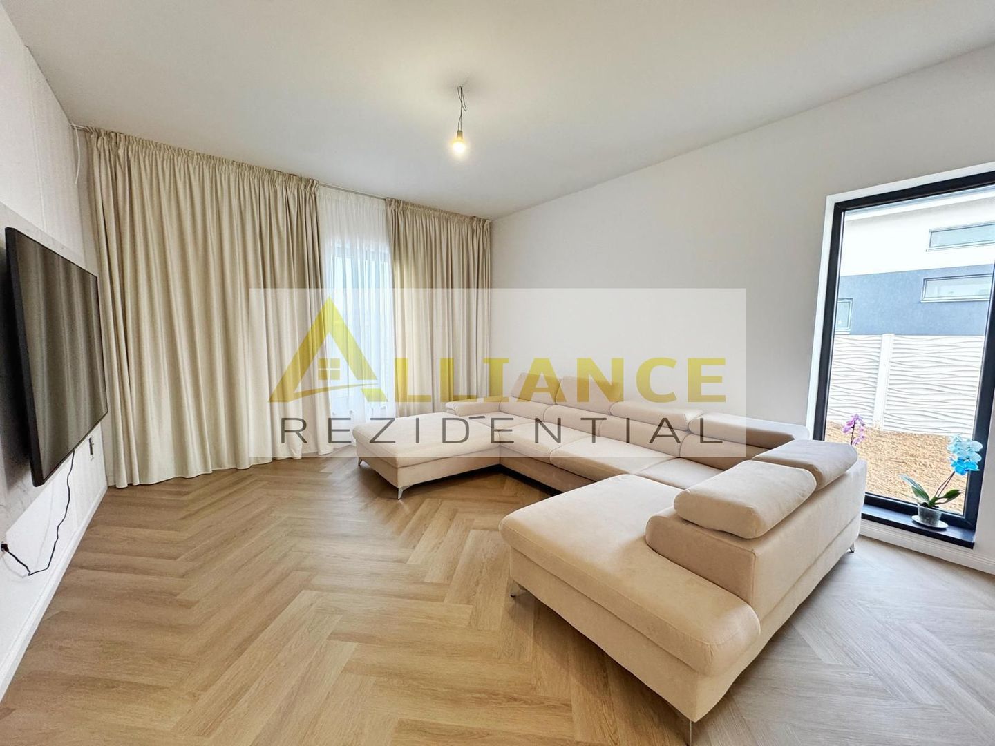 Casa Individuala - 5 camere - 2 bai - 386mp teren - Poză 3