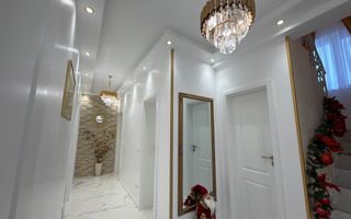 Casa individuala cu 5 camere in Dumbravita - Poză 15