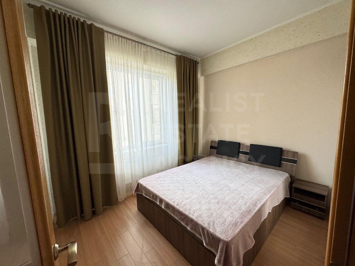 Chirie, apartament, 2 camere, strada Petru Rareș, Centru - Poză 1