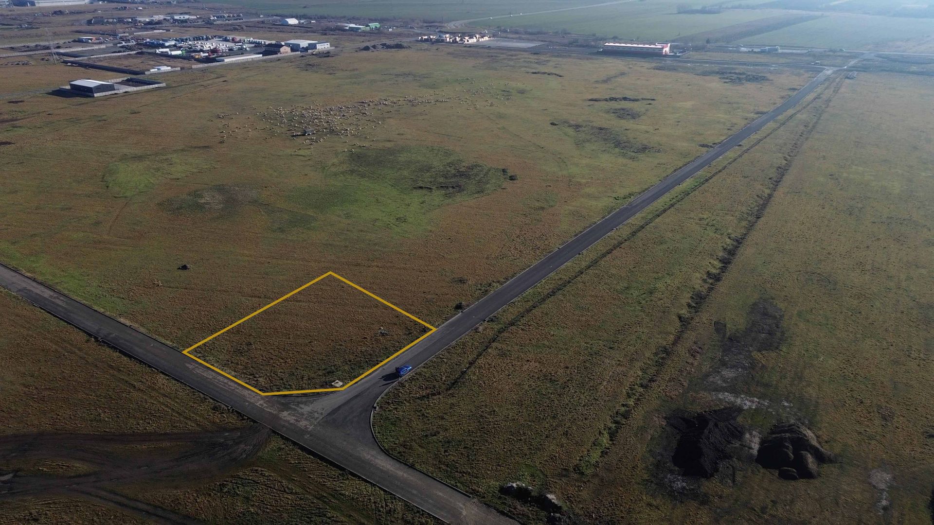 Teren de vanzare 3320 mp Arad cu PUZ si facilitați flexibile de plata - Poză 2