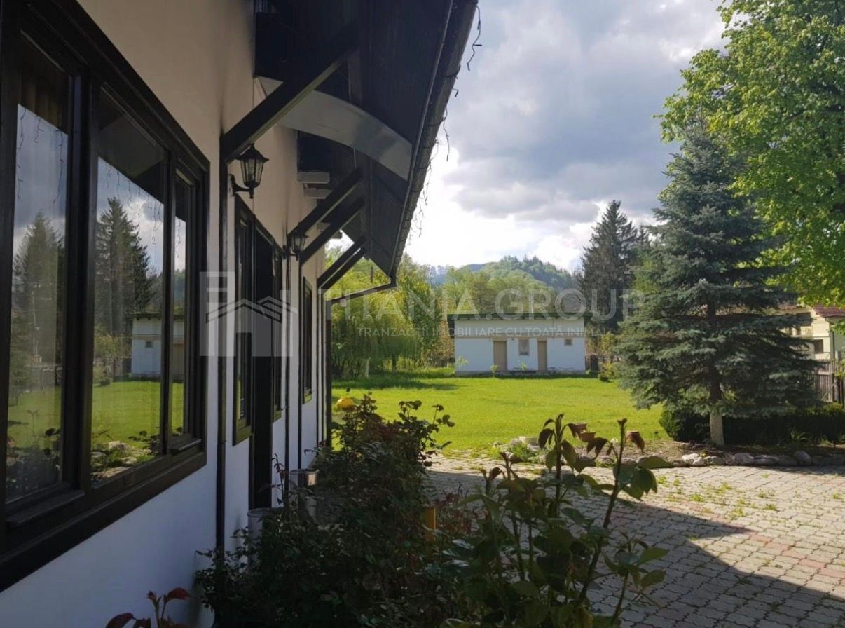 Pensiune, vilă și cafenea în Bran - Business funcțional, teren 2200 mp - Poză 17