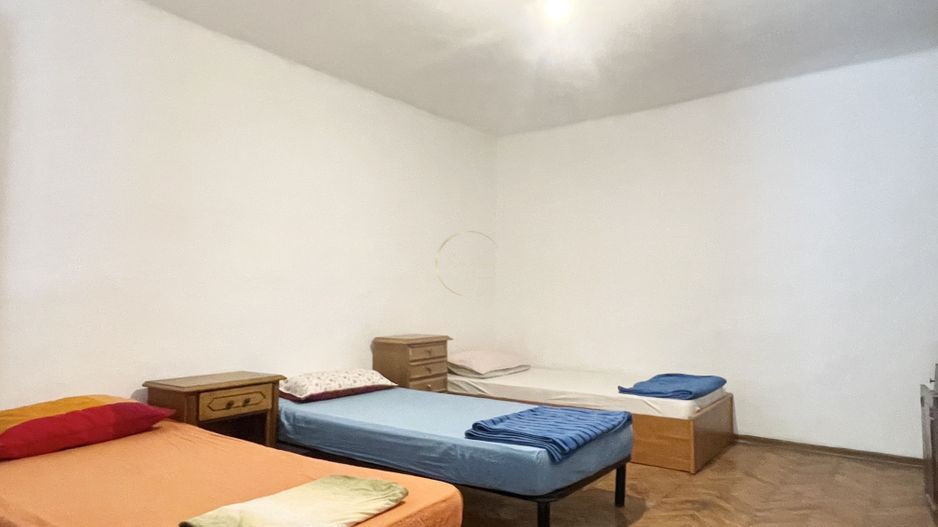 Casa 2 camere - Lipovei | centrala proprie | PENTRU FIRME/MUNCITORI/STRAINI - Poză 3