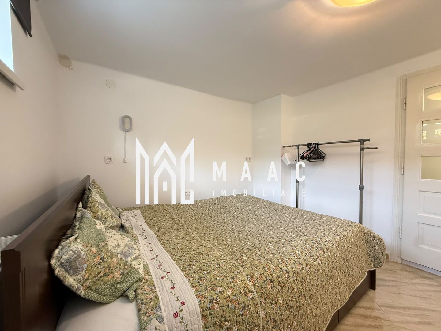 Garsoniera | Curte | Renovata | Moderna | Sub Arini - Poză 2