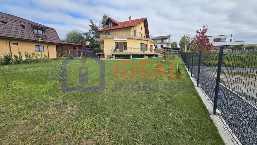 Casă deosebită, cu 5 camere, cu teren de 1132 mp – Cisnădioara - Poză 26