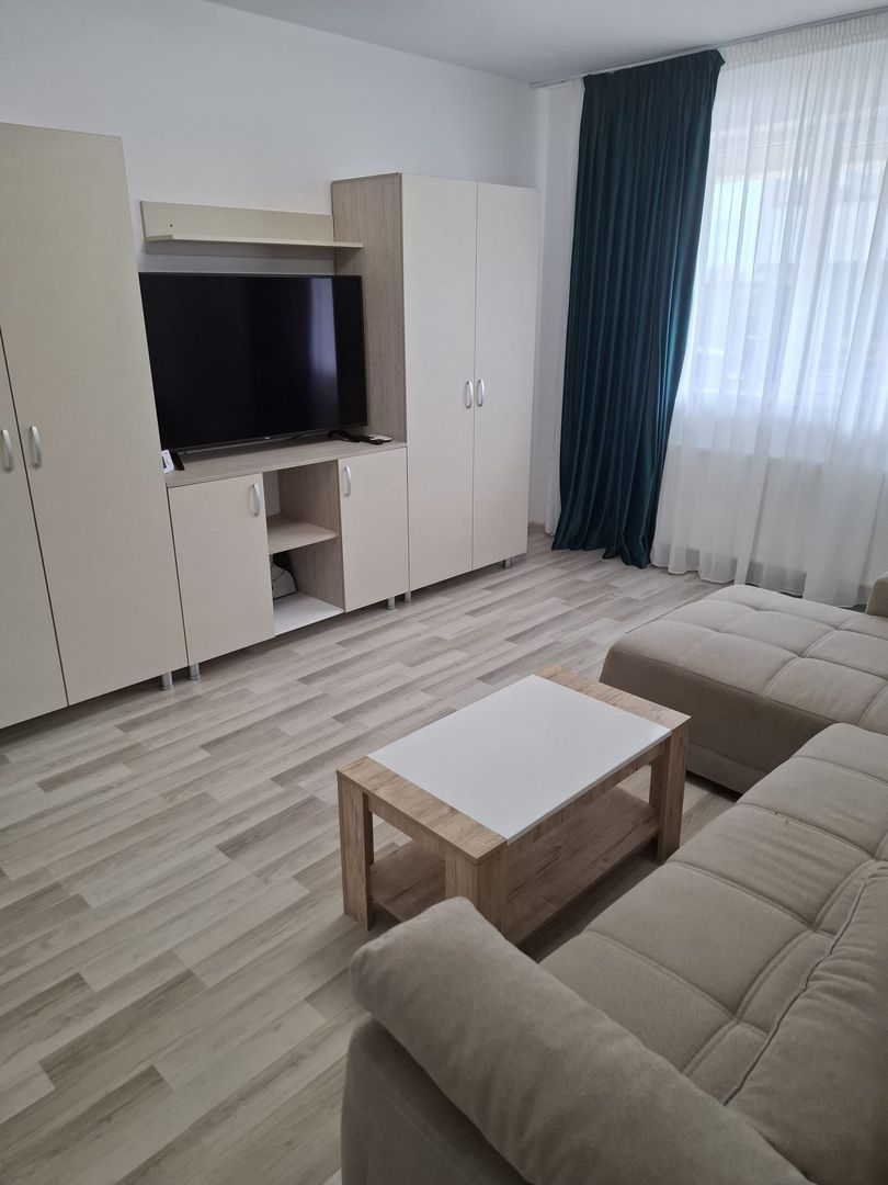 BRASADAS inchiriaza ap 2 cam PARTER zona Metalurgiei. - Poză 1