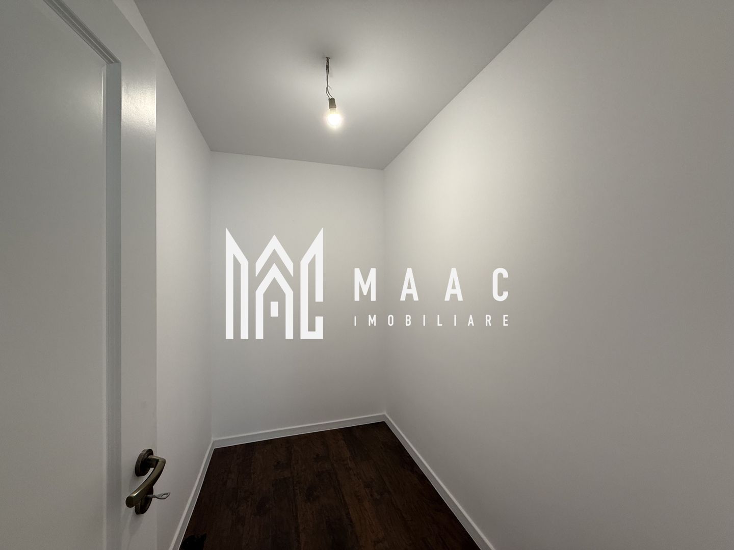 Apartament 3 camere | 150 MP | Balcon | La cheie | 2 Parcari - Poză 15