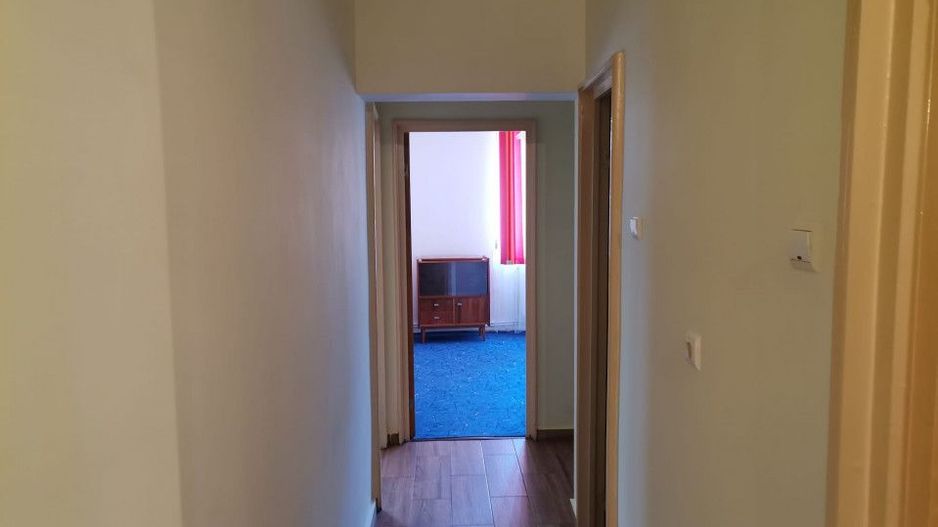 Inchiriere apartament 4 camere, Ultracentral, etaj 1 - Poză 10
