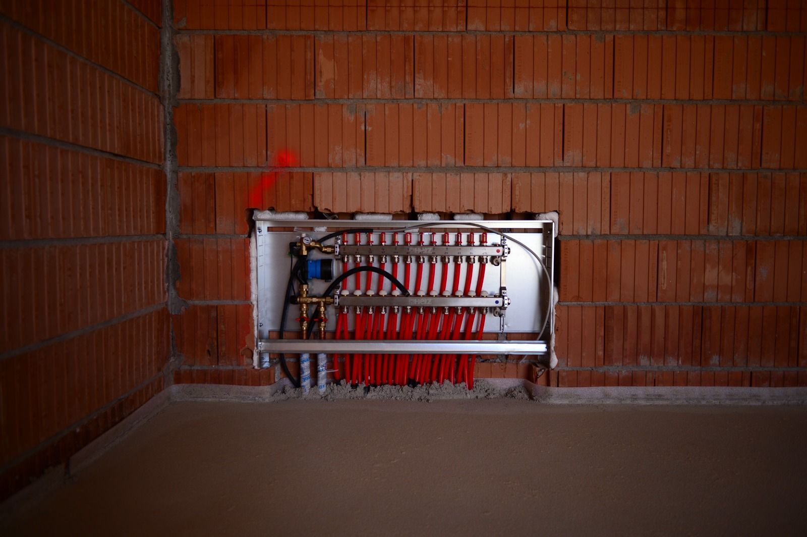 Sanandrei, Duplex pe PArter , 3 Dormitoare, 2 bai, Dresing, Perete Dublu - Poză 17