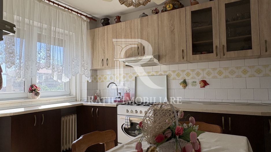 Apartament  cu 3 camere | Nufarul | Oradea - Poză 12