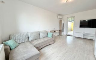 Apartament cu 2 camere mobilat, decomandat la etajul 2 in Giroc la asfalt. - Poză 1