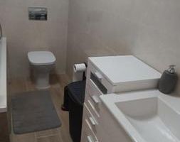 Apartament 2 camere de lux cu parcare subterană în Evergreen Towers, Iași - Poză 9