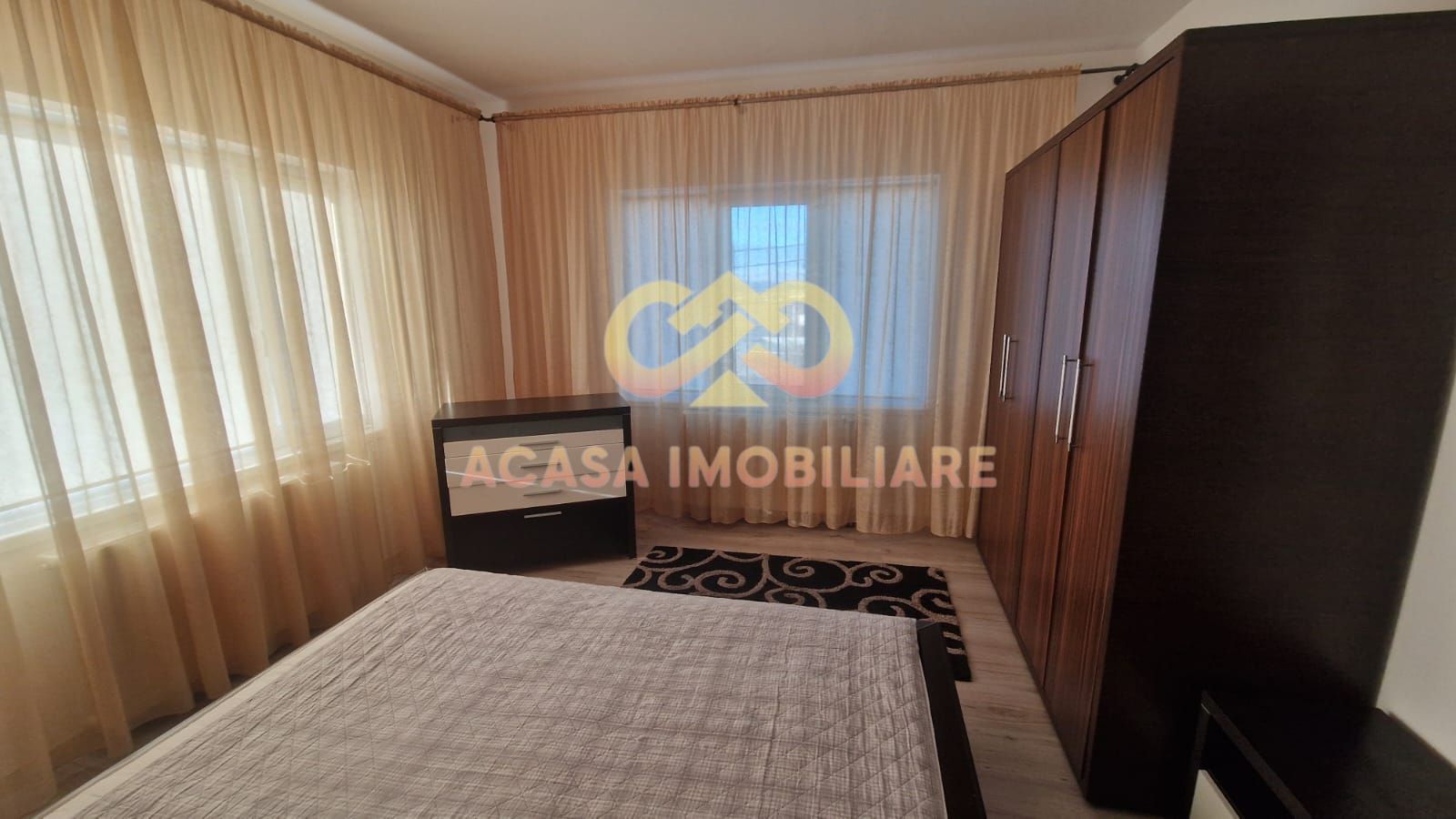 LETCANI CLADIRE DE LOCUIT  APARTAMENT 4 CAMERE si HALA - Poză 4