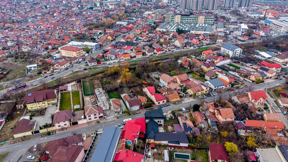 Teren în Pârneava – locație premium pentru casă sau duplex - Poză 3