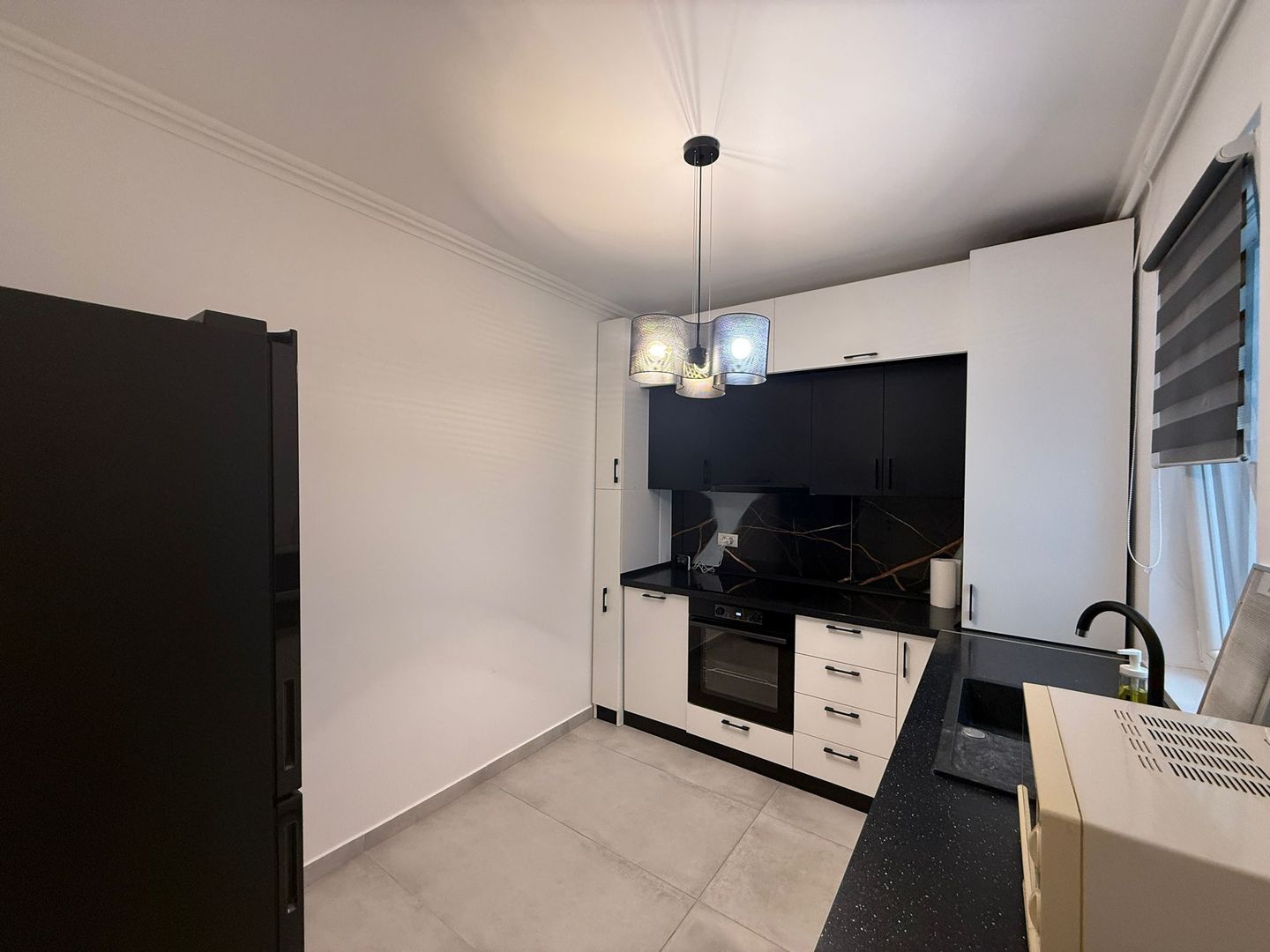 Giroc-Neptun | 2 Camere | Etaj 1 | Bucatarie inchisa | Disponibil imediat - Poză 3