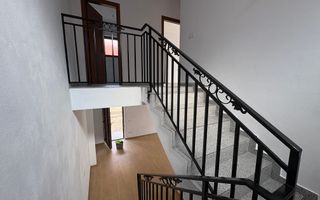Apartament la casă cu curte – zonă liniștită, strada Zăvoi - Poză 15