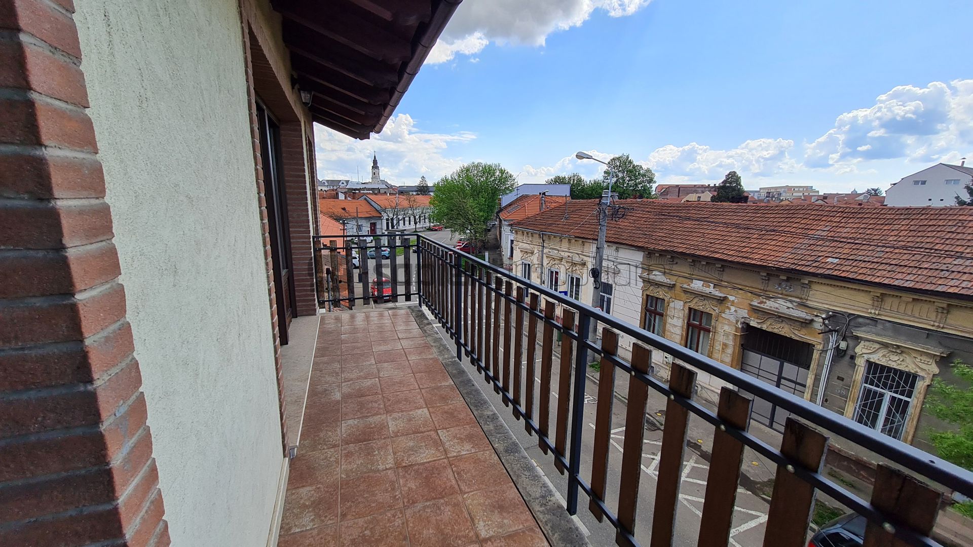 SAPIENT IMOBILIARE / Apartament deosebit - str. Cuza Vodă - Poză 13