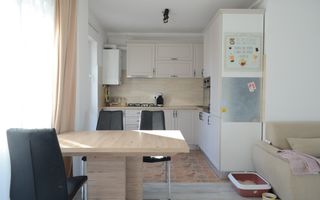 Apartament cu 3 camere, 2 bai, 2 terase, 2 garaje, in cartier Europa - Poză 4