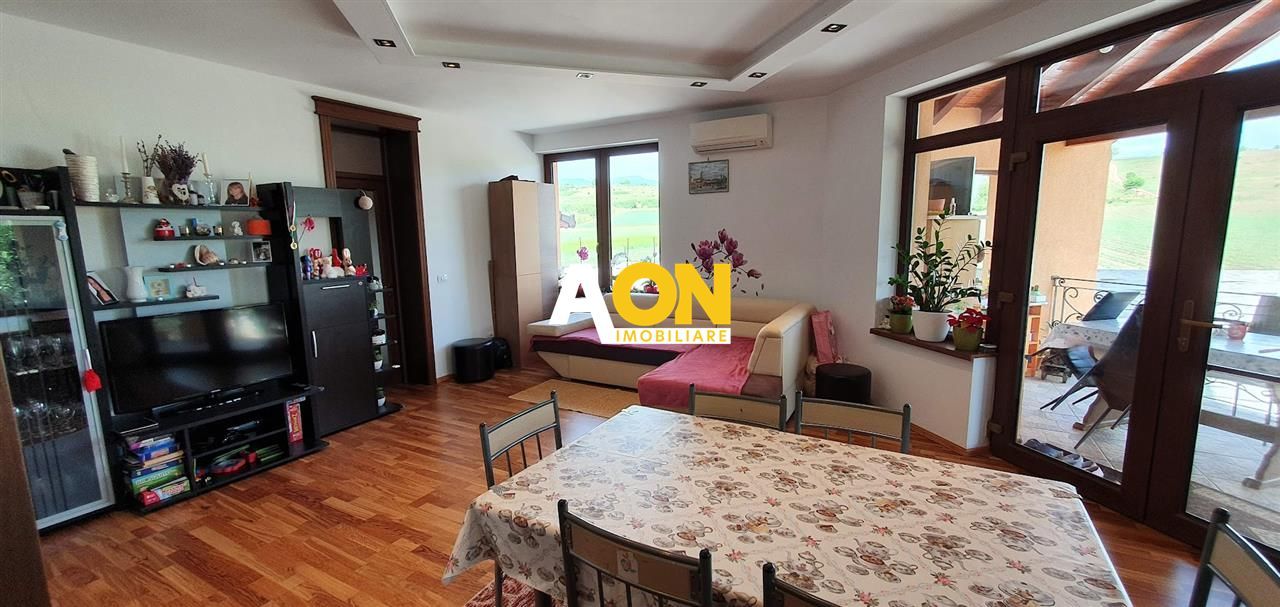 Casa parter+demisol, 1200 mp teren, pretabila pt 2 familii, Sard - Poză 7