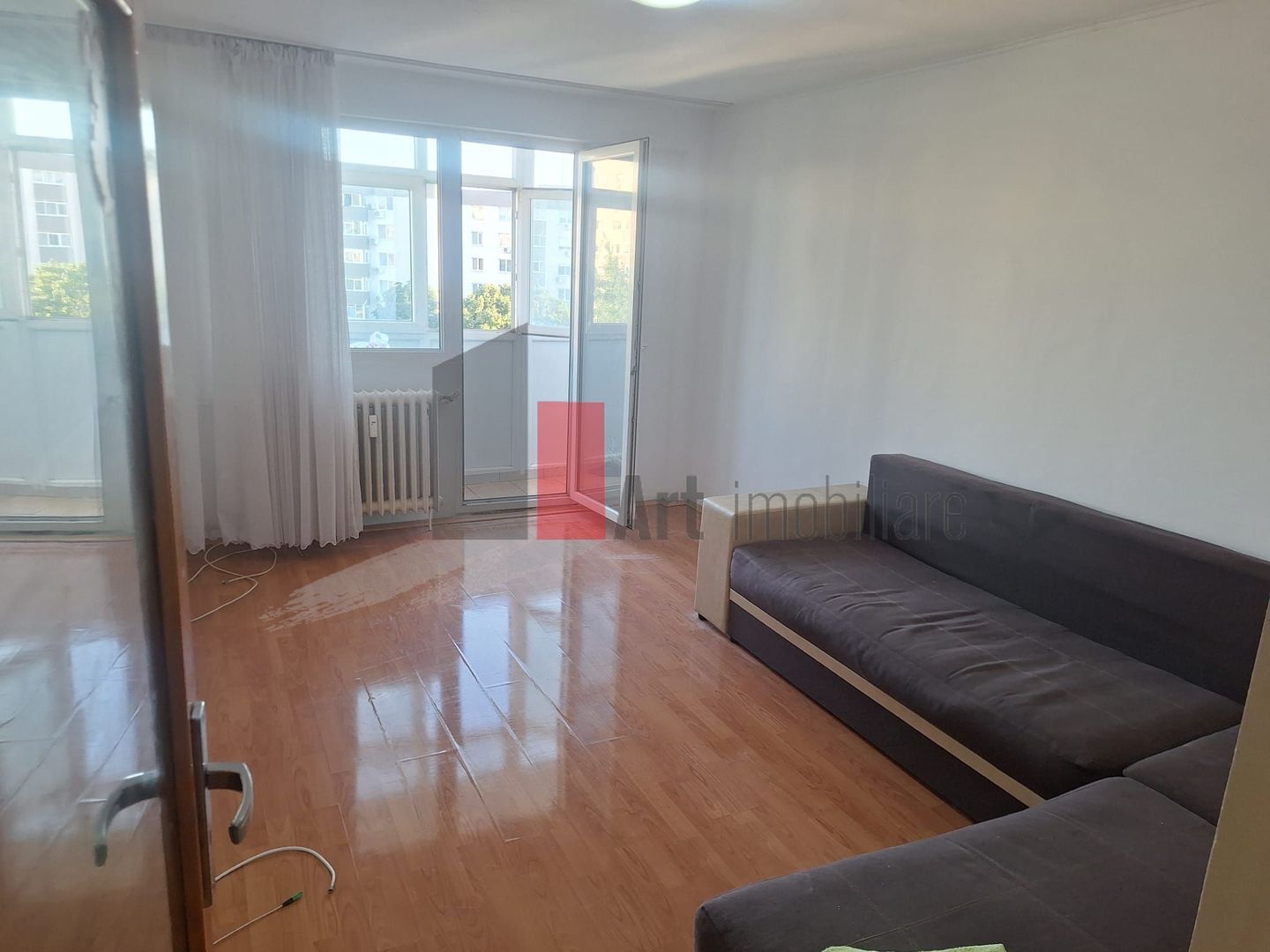 Vânzare apartament decomandat 2 camere - Metrou Lujerului - Poză 1