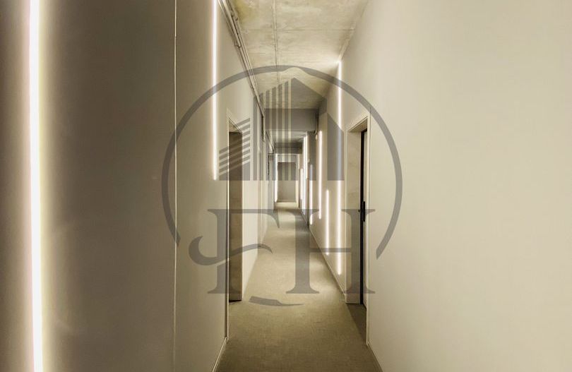 SOLD / VANDUT Apartament cu 2 camere de vânzare în zona Nord-Est - Poză 2