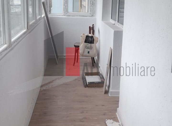 Apartament 3 camere  Titan Balcon de 14 mp - Poză 8
