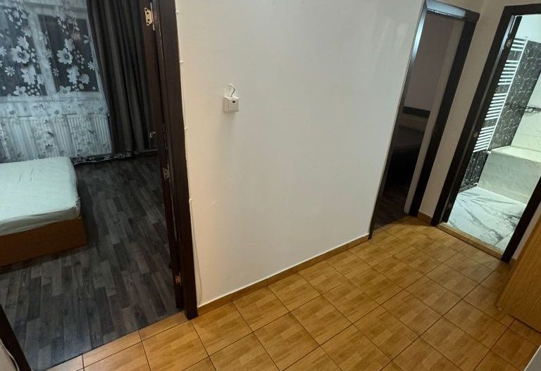 Apartament 3 camere 1 Mai - Poză 4