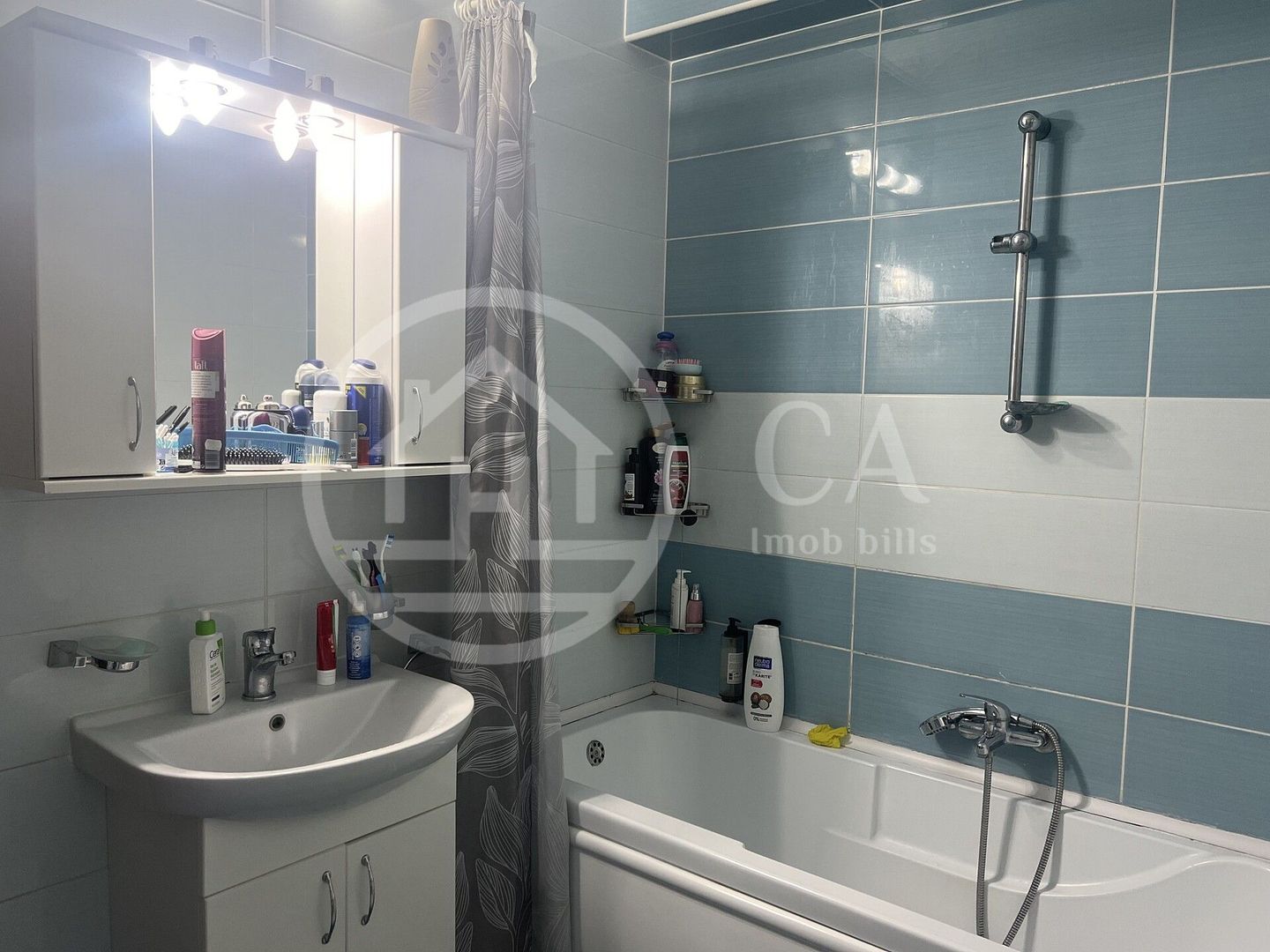 Apartament cu 3 camere de vanzare in Prima Nufarul Oradea - Poză 6