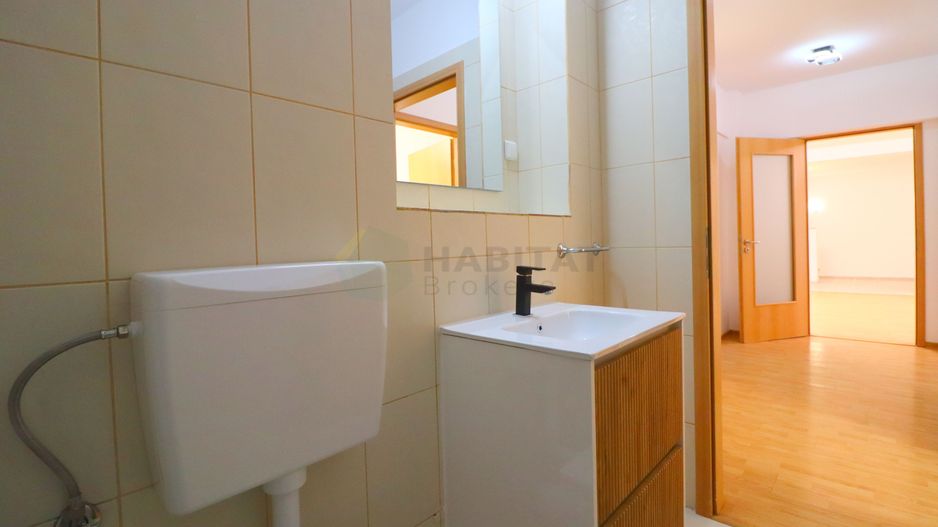 Proaspat igienizat, spatios, parcare subterană - Poză 16