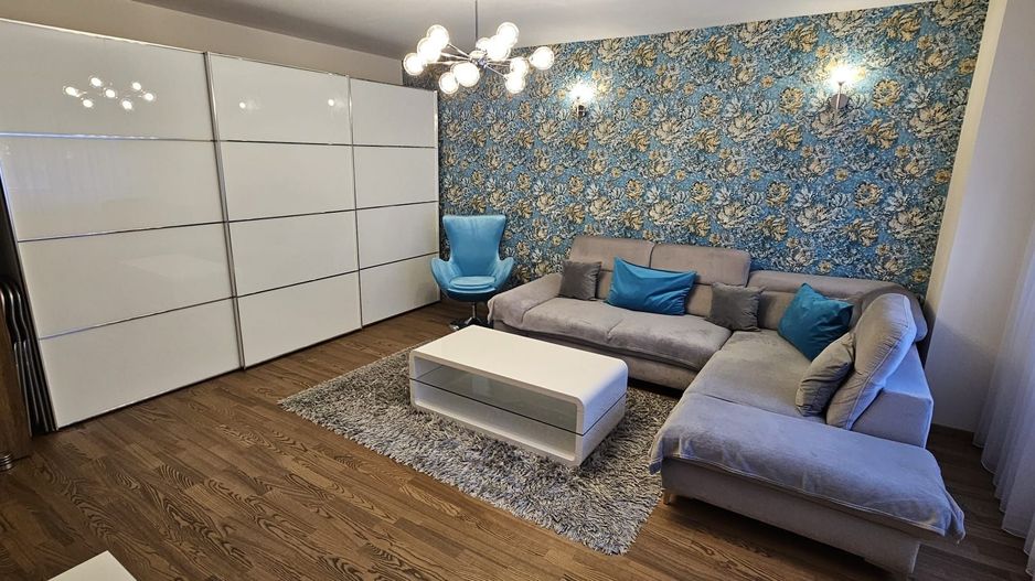 Inchiriez apartament 2 camere decomandat M Bravu Metrou  Piata Muncii - Poză 1