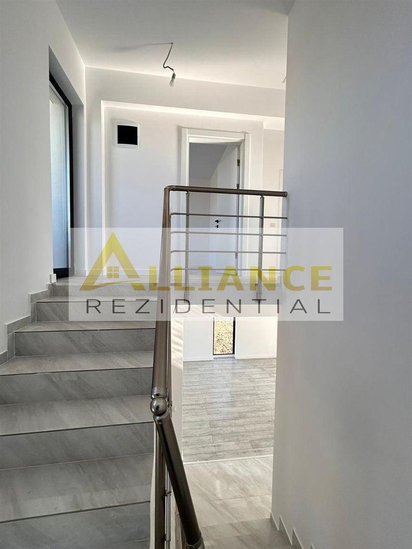 Casa Individuala de vanzare - Teren 350 mp | 4 camere - 3 bai - Poză 13