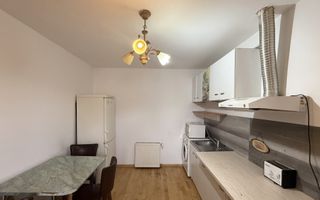 Apartament 2 camere, decomandat, cu intrare separată, la casa - Poză 6
