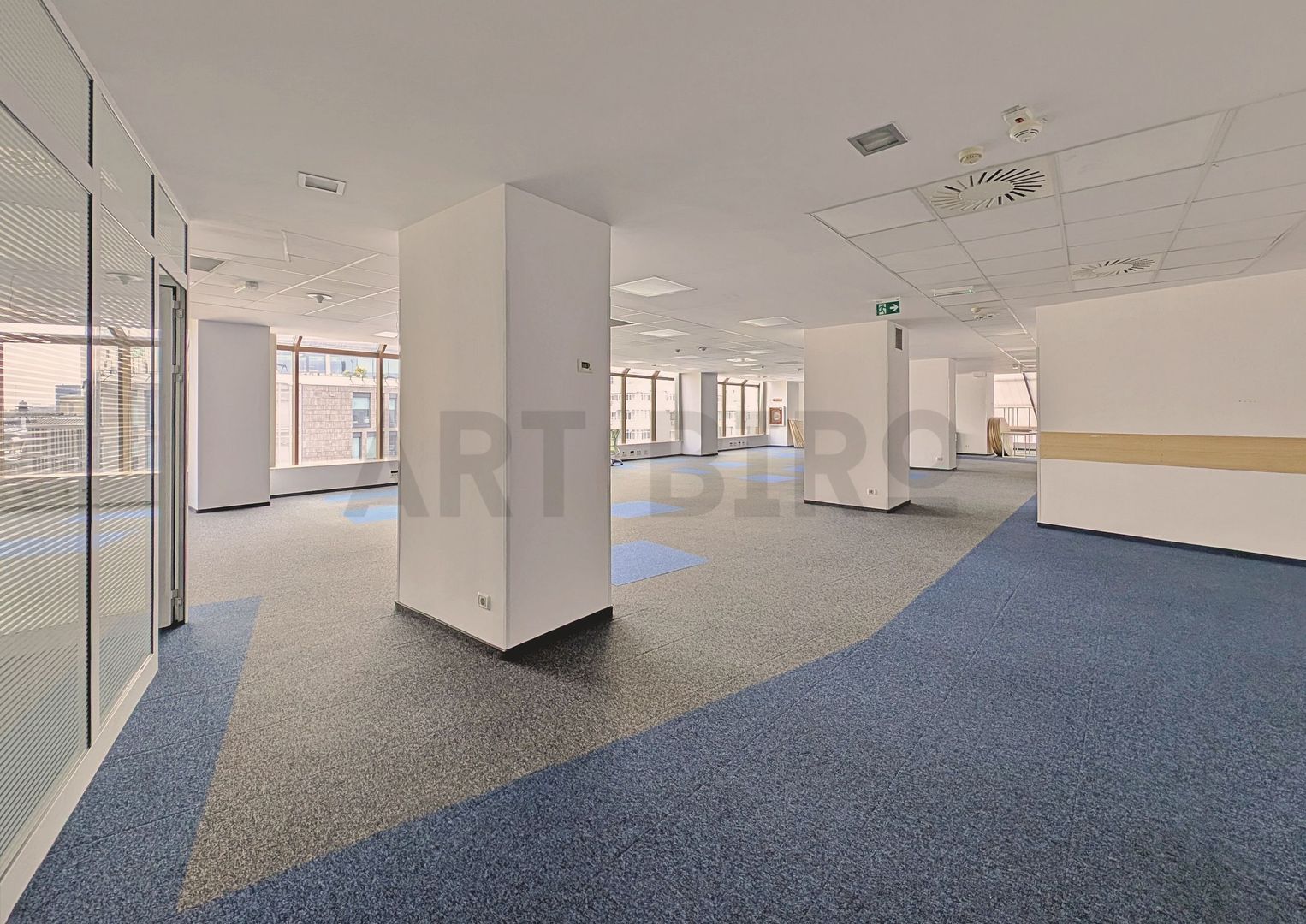 Zero comision, 310mp birou ultracentral, Universitate, 2' metrou - Poză 1